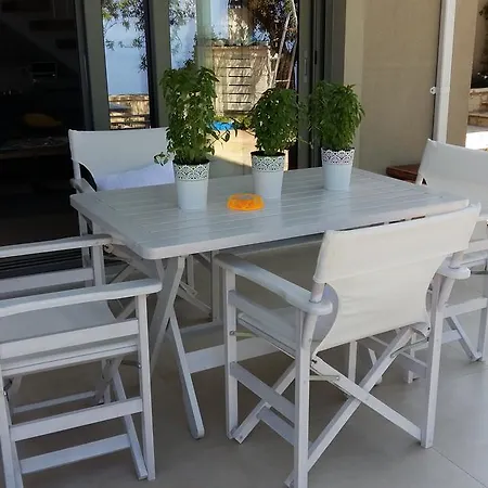 Lilium Vilă Athánion