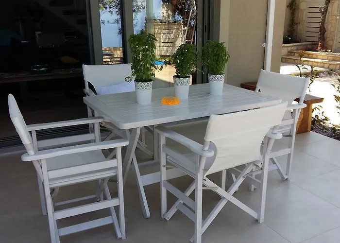 Lilium Willa Athánion